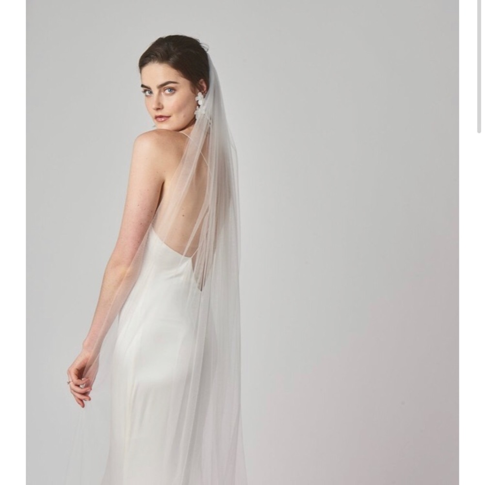 Alexandra Grecco Signature Veil - Cathedral Length